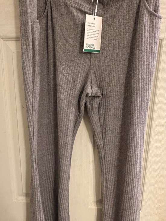 HALARA Pants - HALARA XL Ribbed Knit Leggings in Light Gray